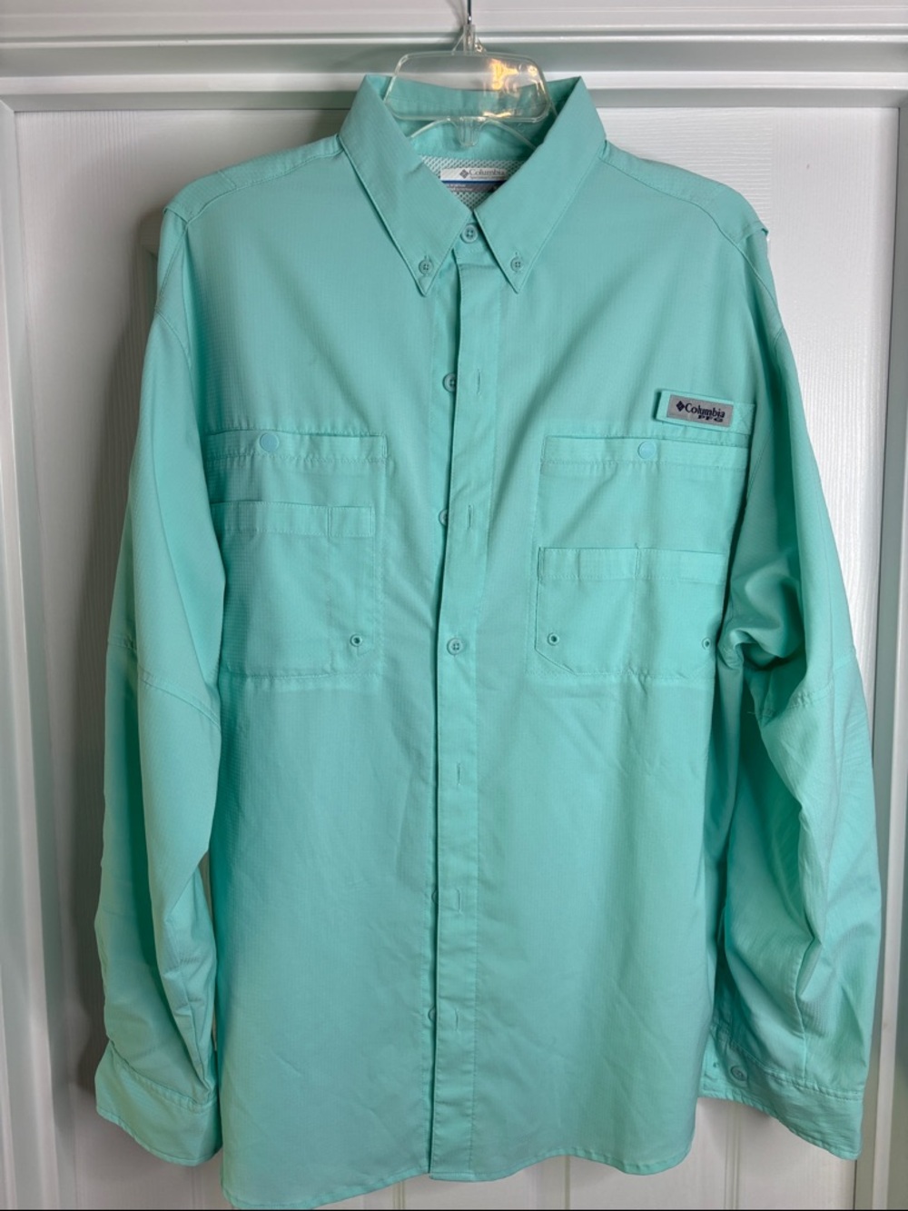 Columbia Mint Green Long Sleeve Button-Front Outdoor Shirt medium